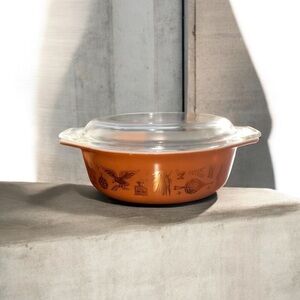 Pyrex Early American 045 Oval Casserole Dish